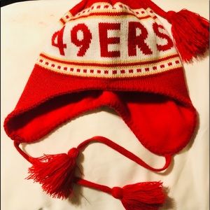 49ERS 🏈 BEANIE WITH TASSELS